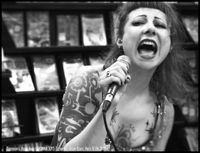 Human_Toys_202106_018